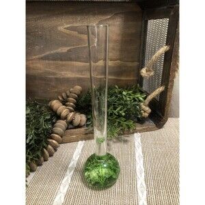 Vintage Emerald Green Bud Vase Controlled Bubbles Beautiful Decor 8.25” Tall
